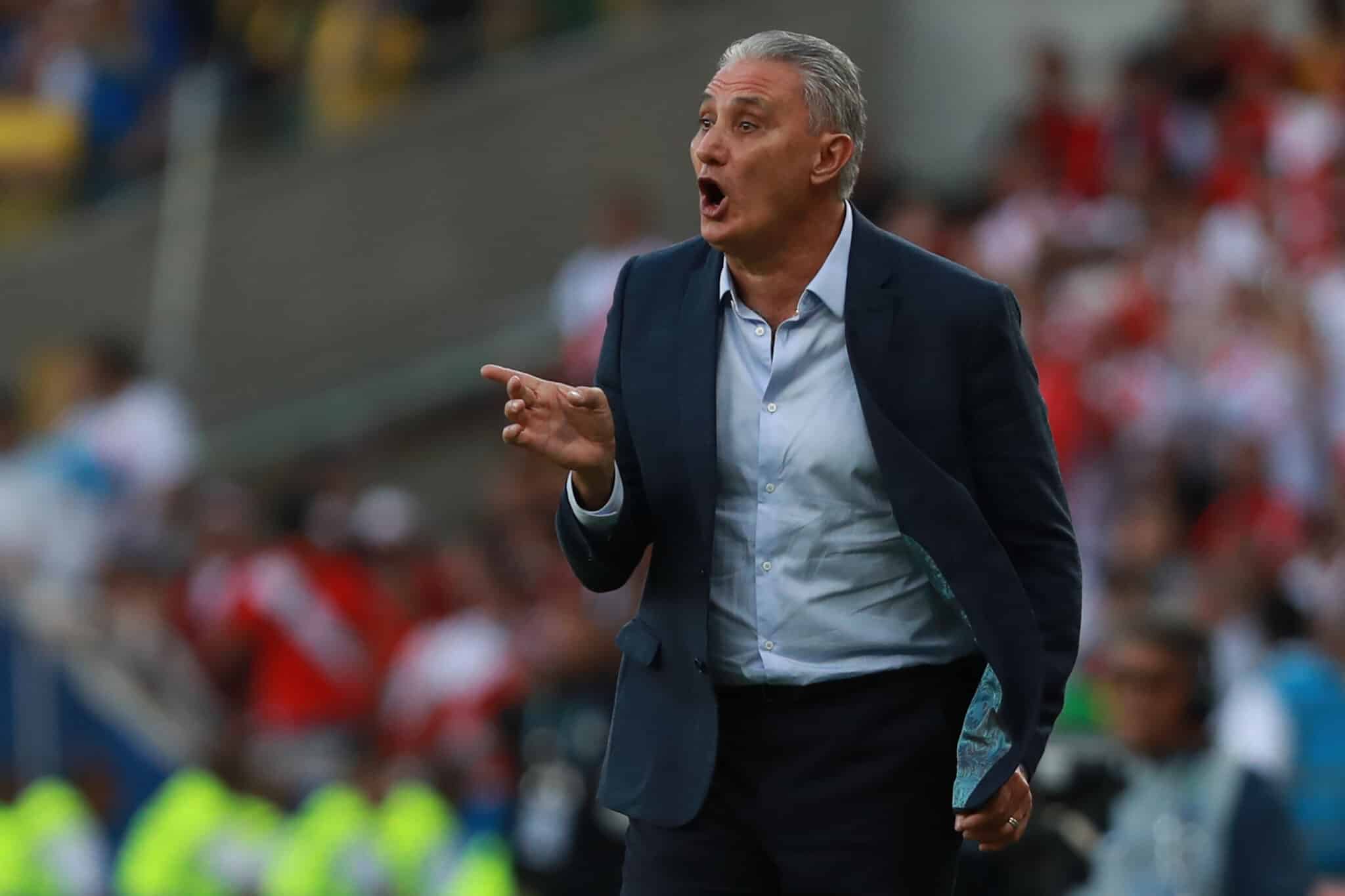 Tite em jogo pelo Flamengo no Maracanã