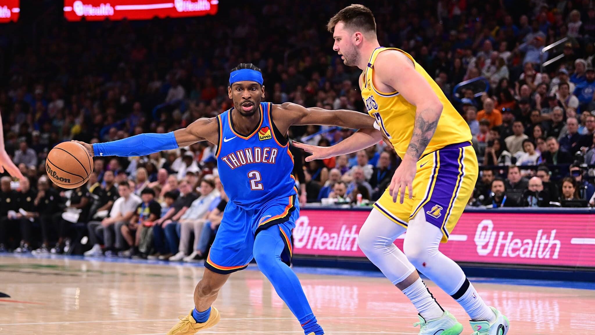 Shai Gilgeous-Alexander pelo OKC Thunder contra o Los Angeles Lakers