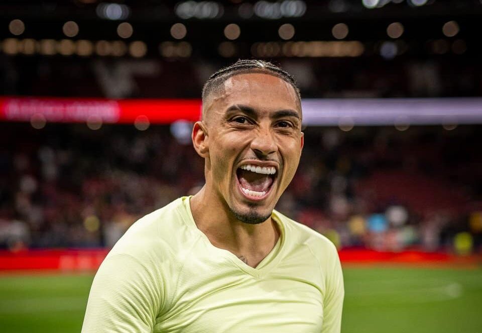 Raphinha pelo Barcelona