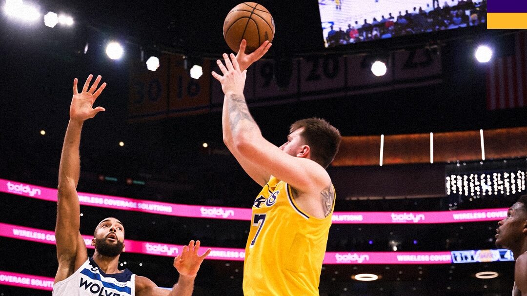 Luka Doncic foi o destaque do Lakers