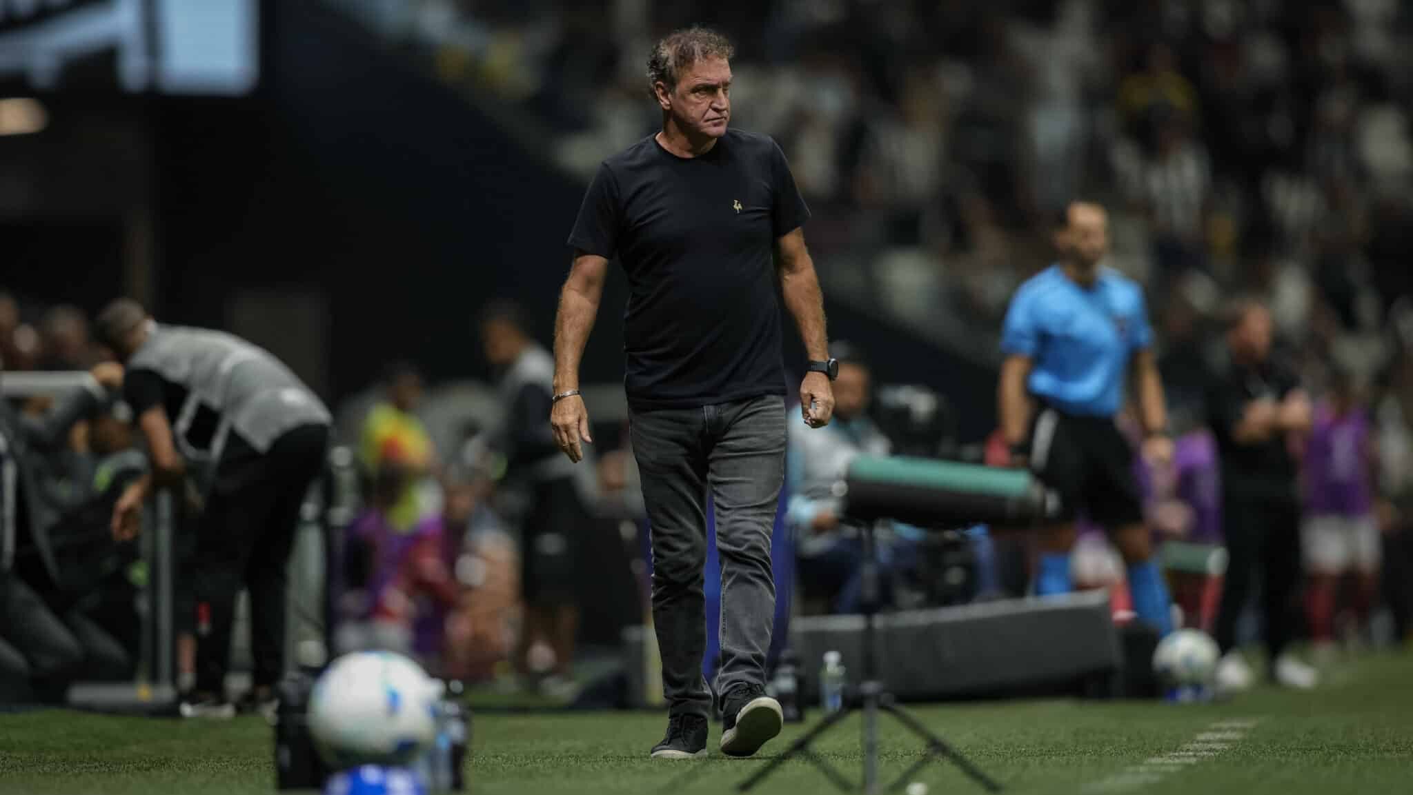 Cuca no jogo contra o Cienciano