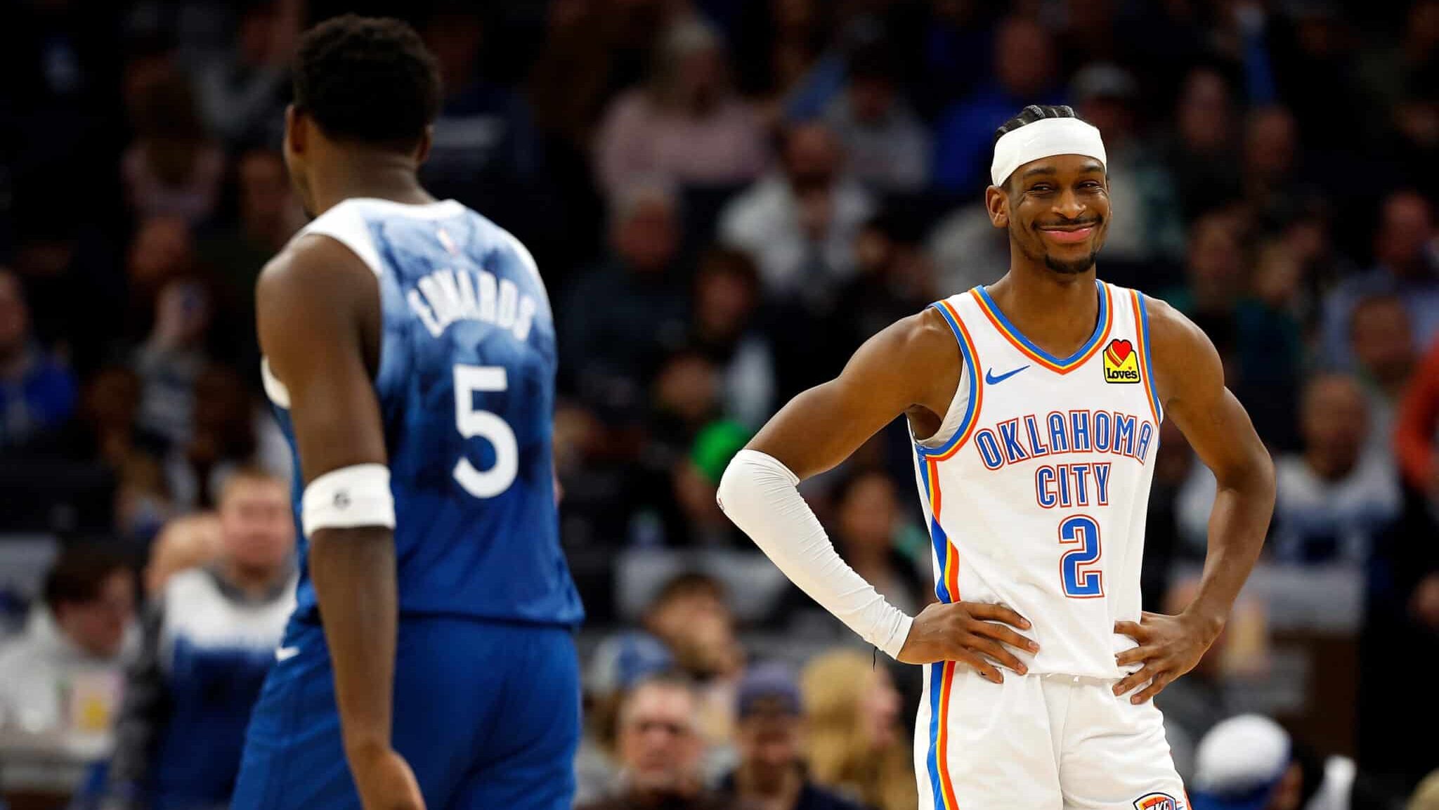 Anthony Edwards e Shai Gilgeous-Alexander por Thunder e Wolves