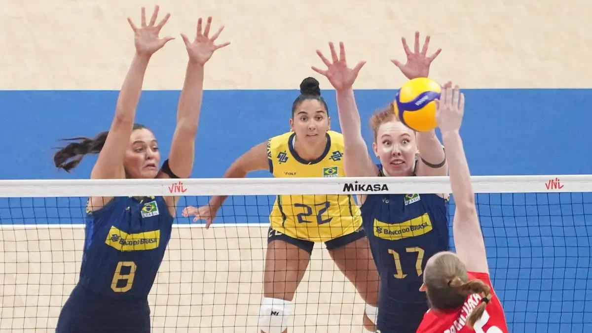 Julia Bergmann pela seleção brasileira de vôlei na VNL