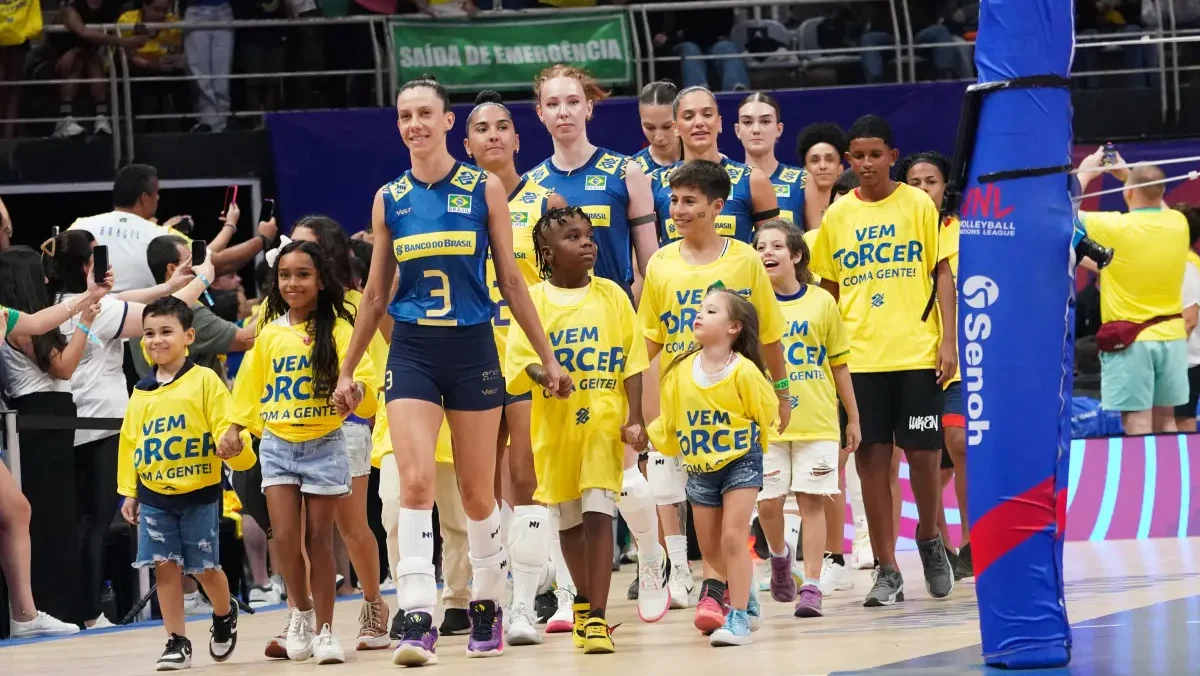 Macris pela seleção brasileira de vôlei na VNL