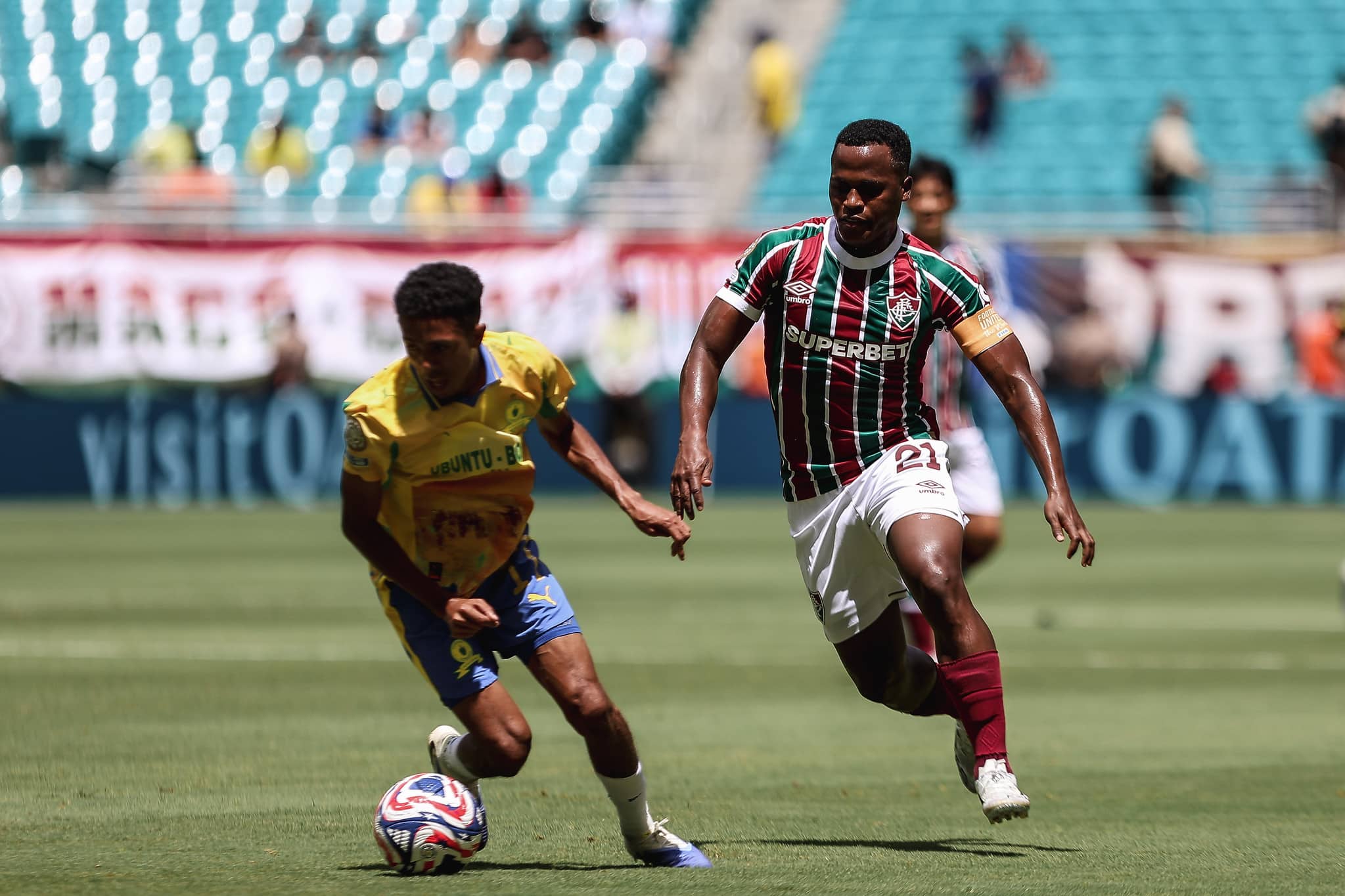 Arias em campo