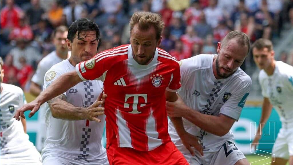 Harry Kane contra os jogadores do Auckland City