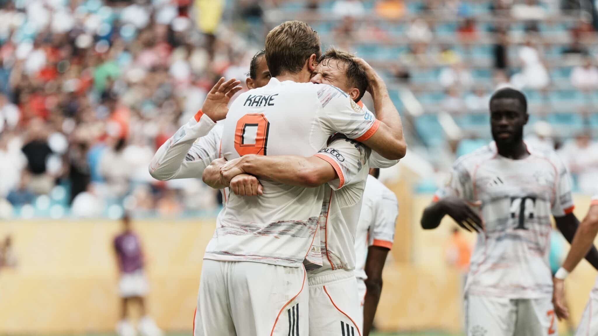 Kane e Kimmich comemorando gol contra o Flamengo