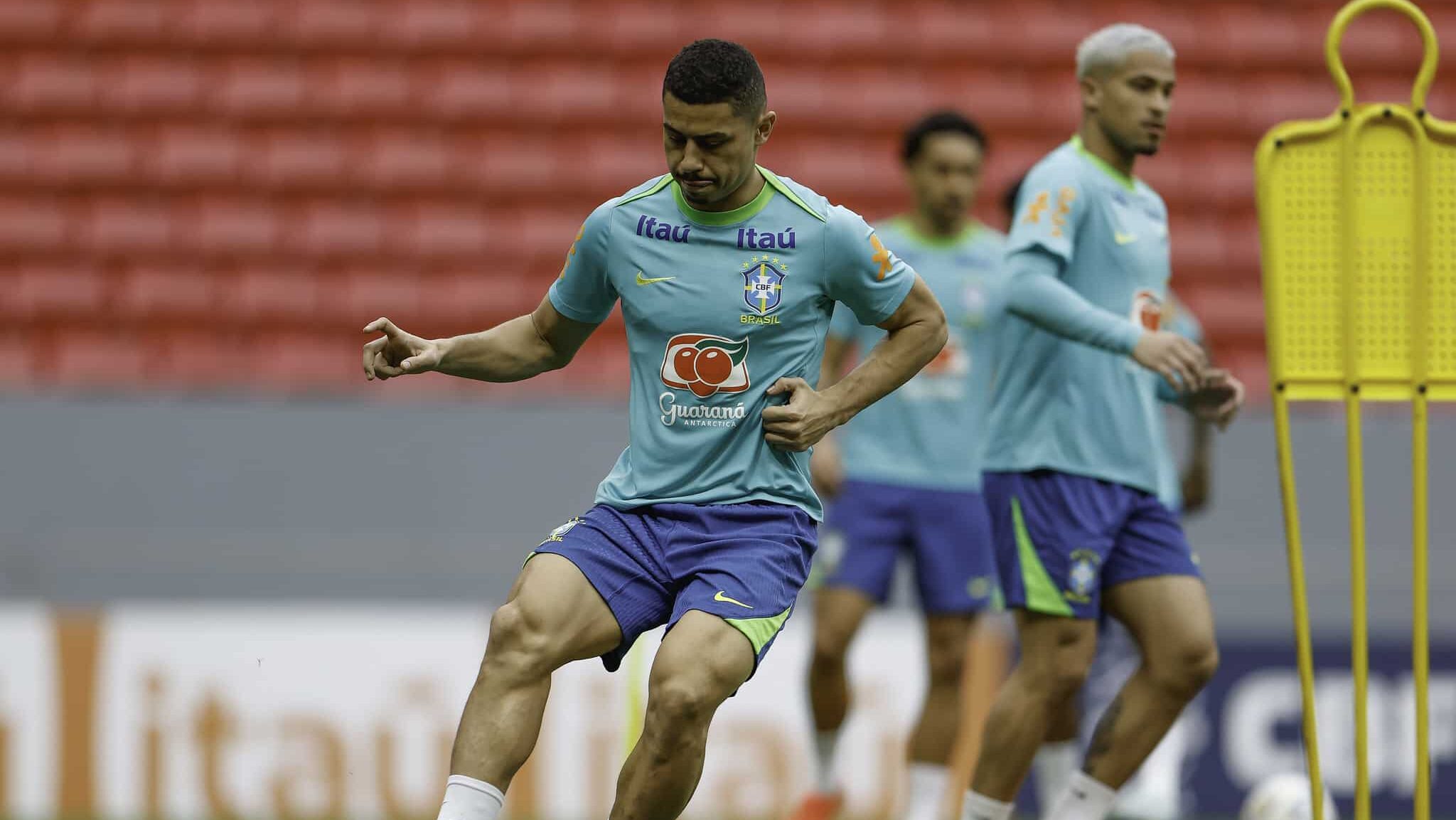 André em treinamento pela Seleção - Rafael Ribeiro/CBF
