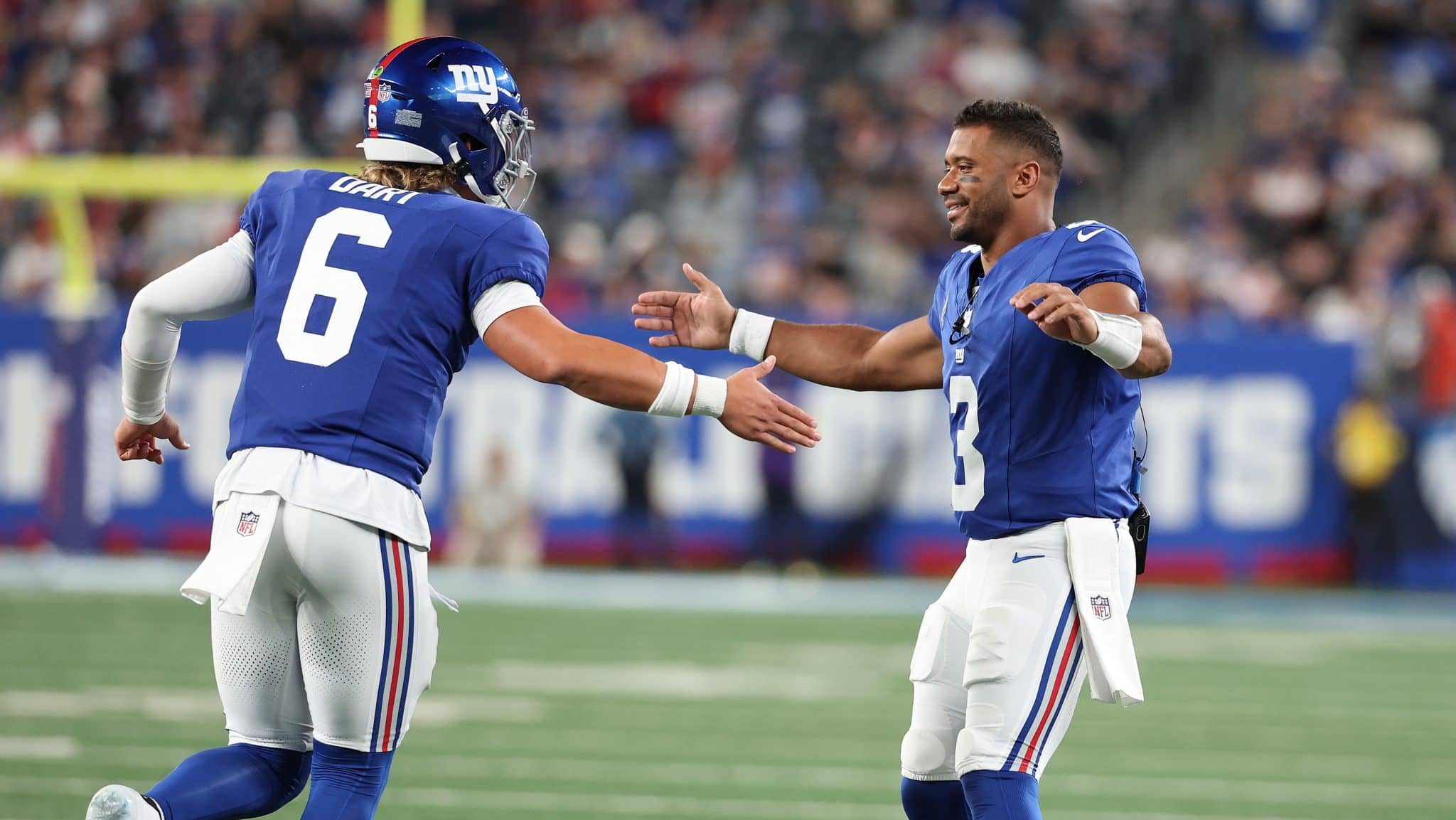 Jaxson Dart e Russell Wilson pelo New York Giants