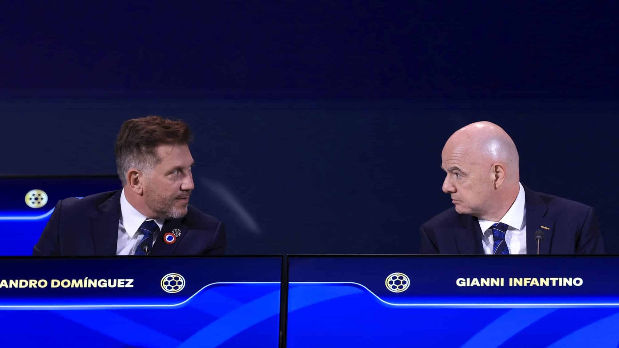 Alejandro Domínguez e Gianni Infantino