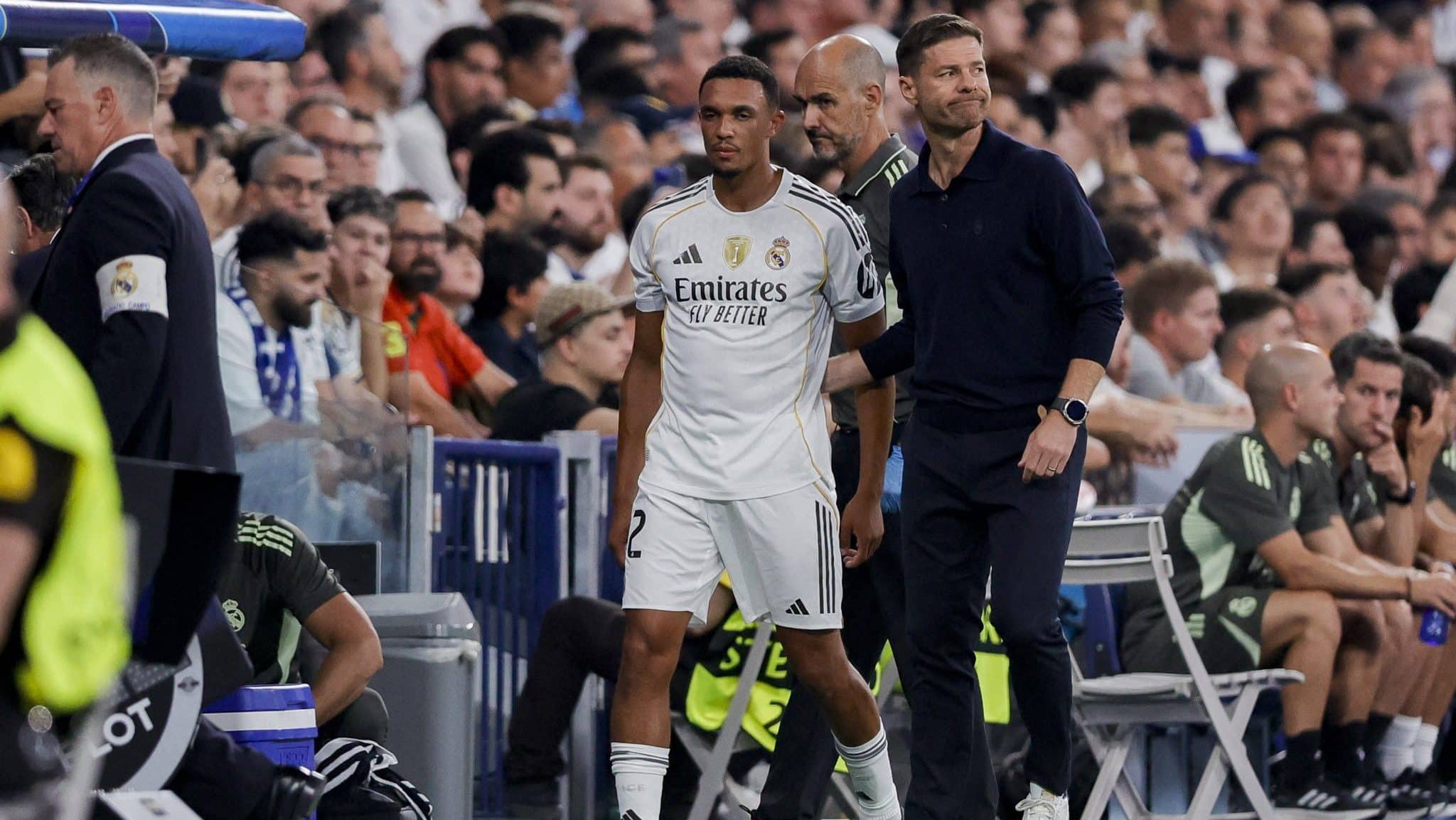 Alexander-Arnold foi substituído aos cinco minutos do jogo entre Real Madrid x Olympique de Marselha
