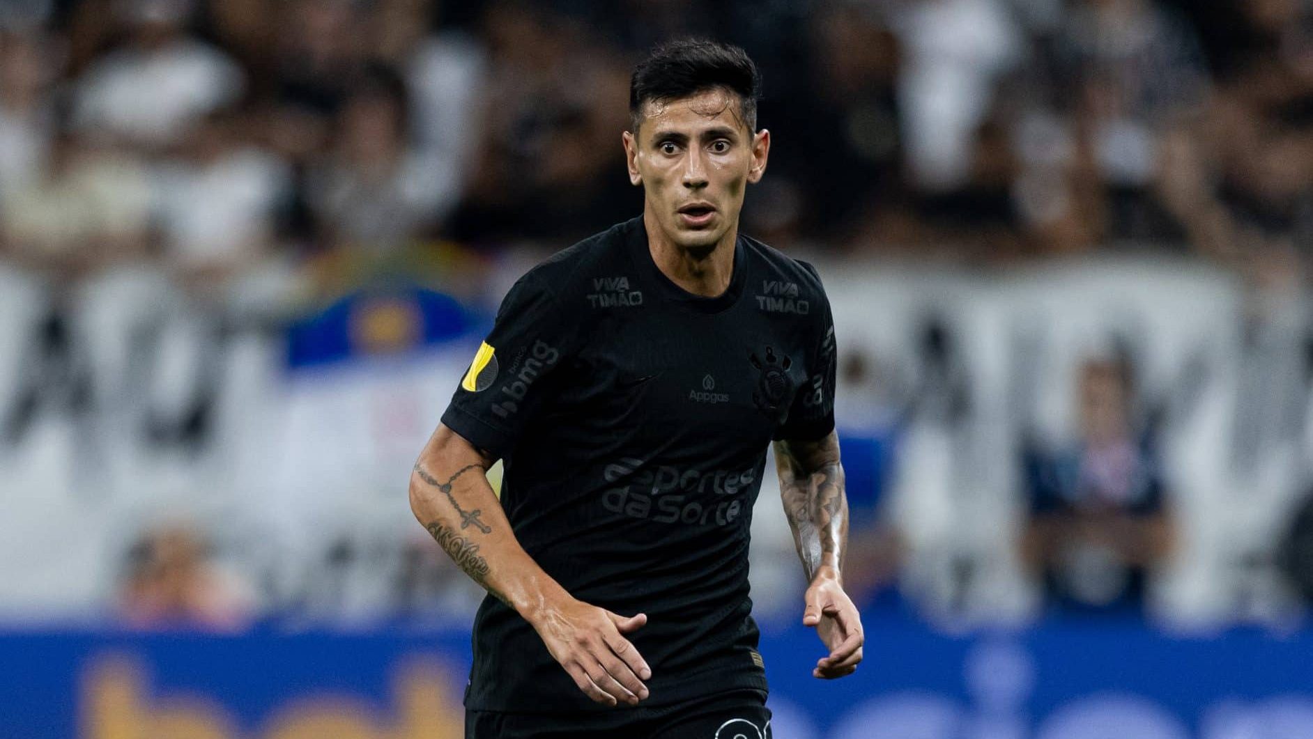 Angileri em ação pelo Corinthians