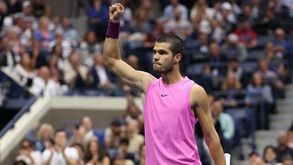 Carlos Alcaraz foi quem mais faturou em premiações em 2025