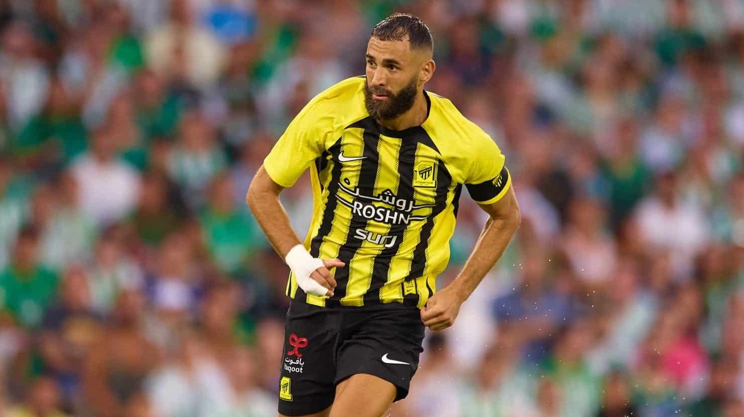 Karim Benzema em ação pelo Al-Ittihad