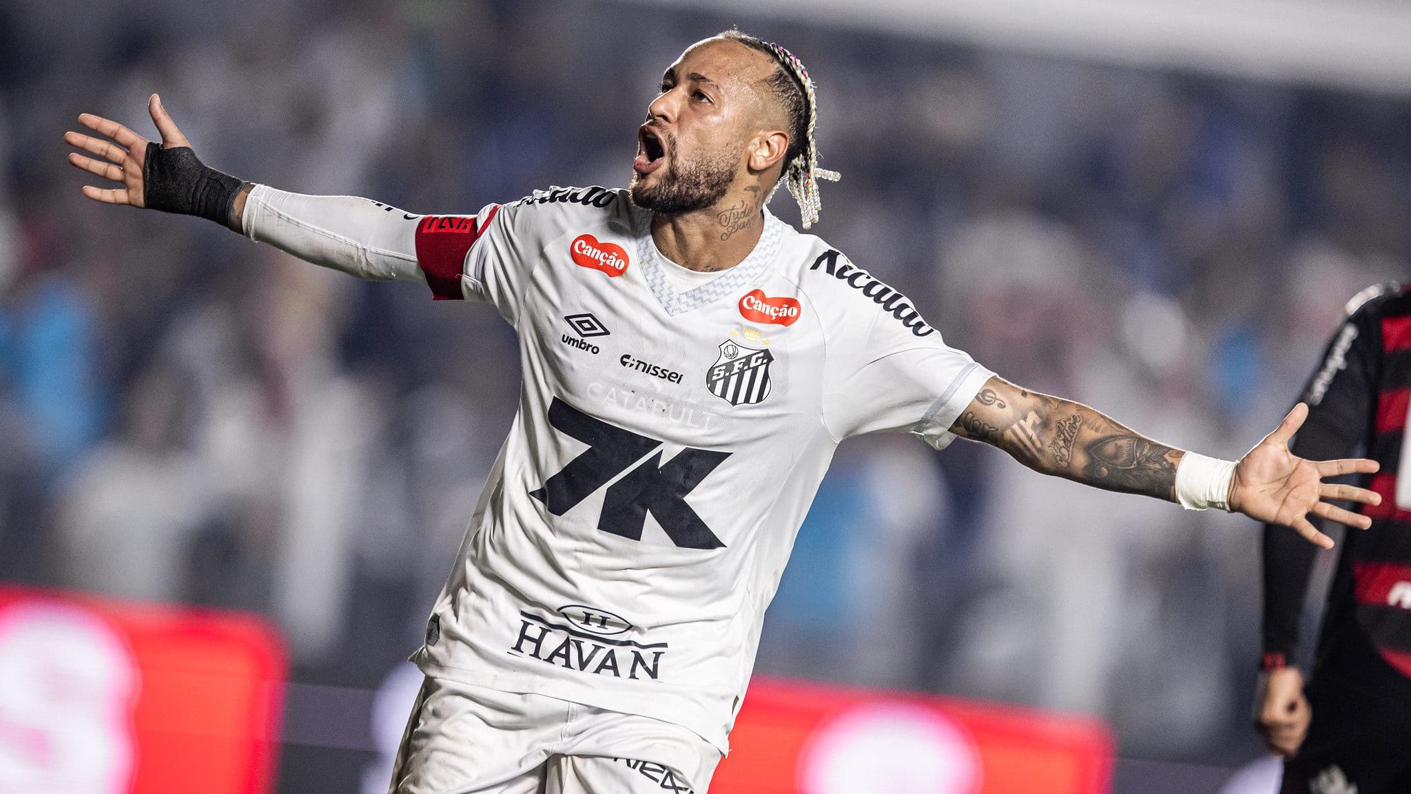 Neymar comemorando gol pelo Santos