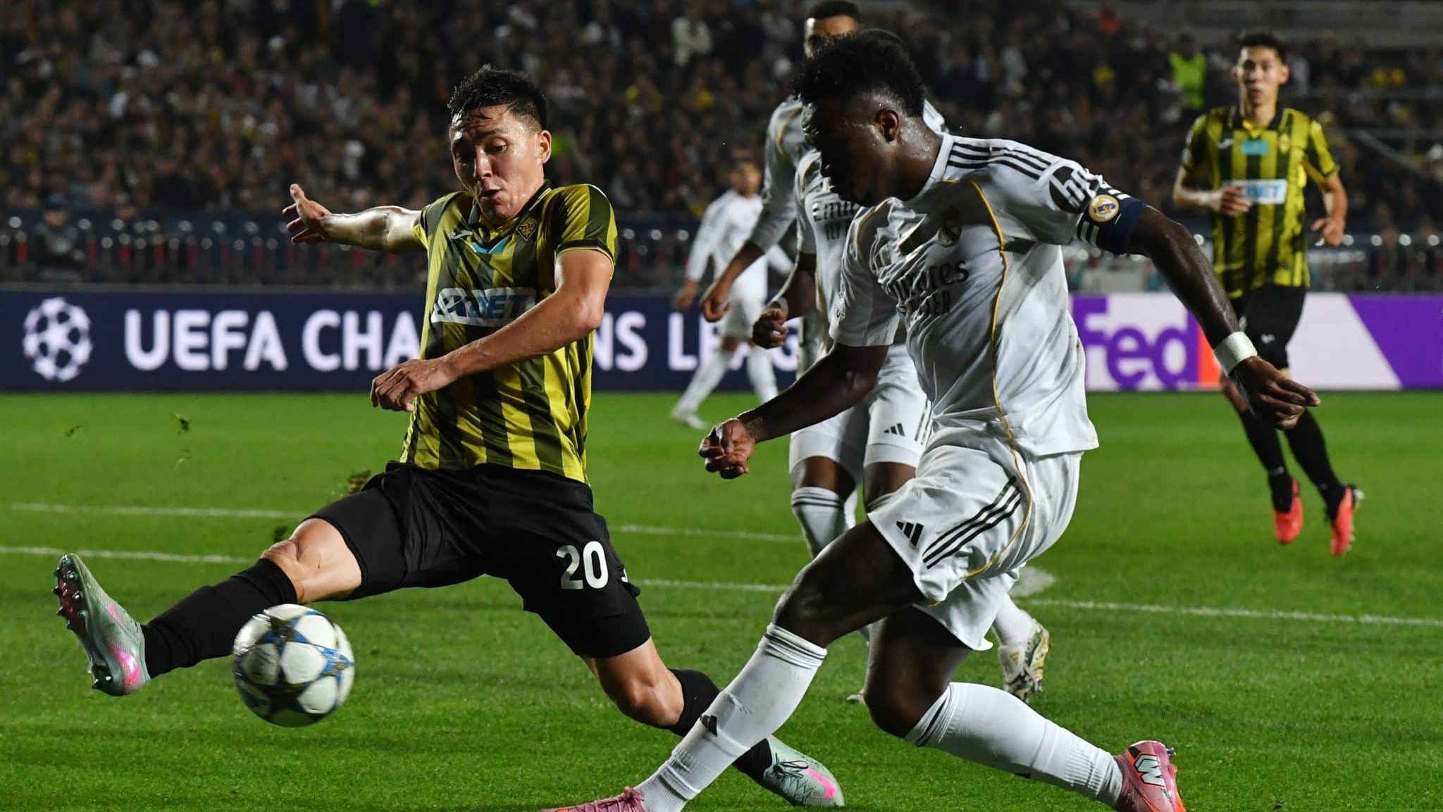 Vini Jr. contra o Kairat pela Champions League