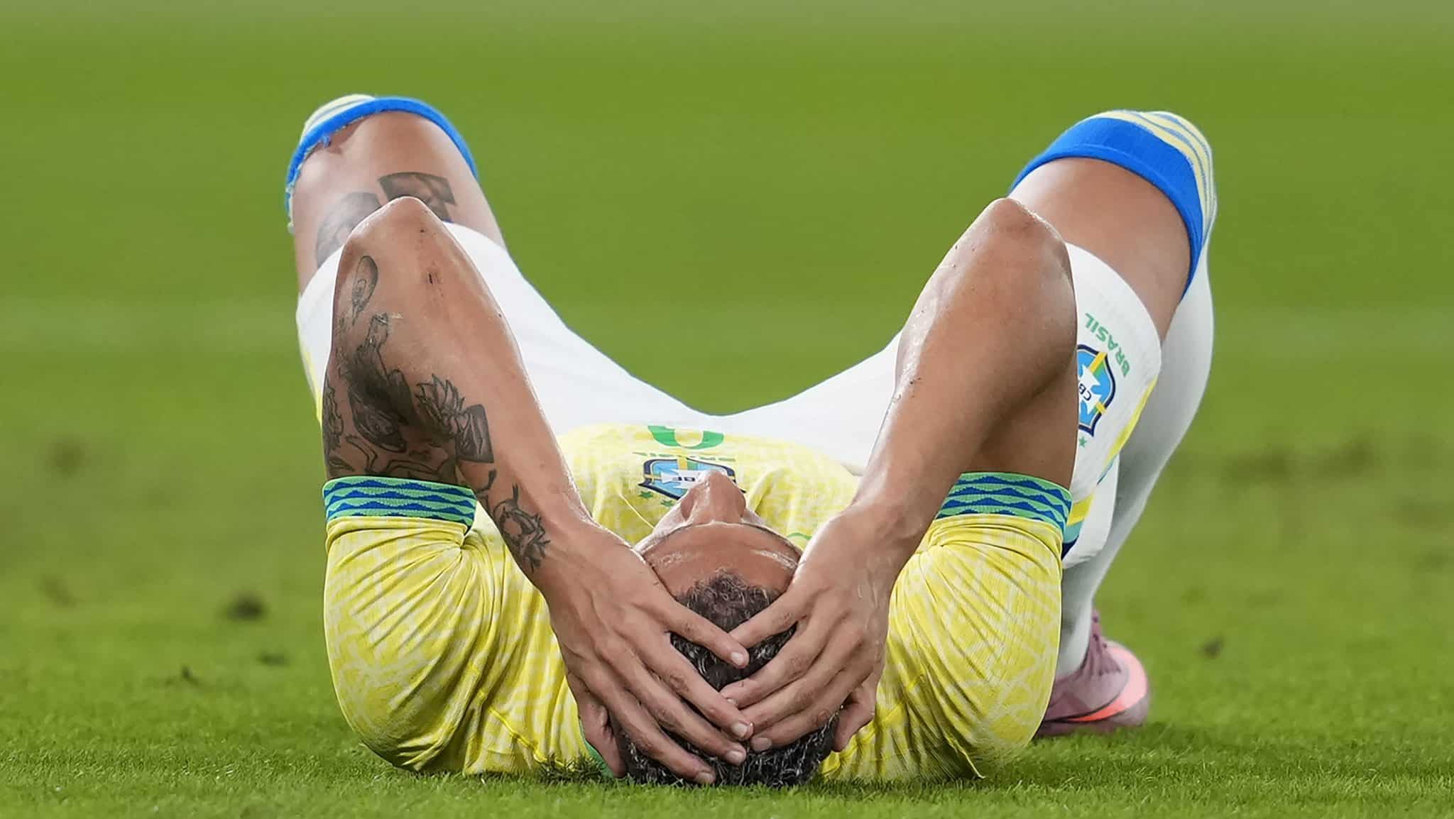 Richarlison na derrota do Brasil para o Japão