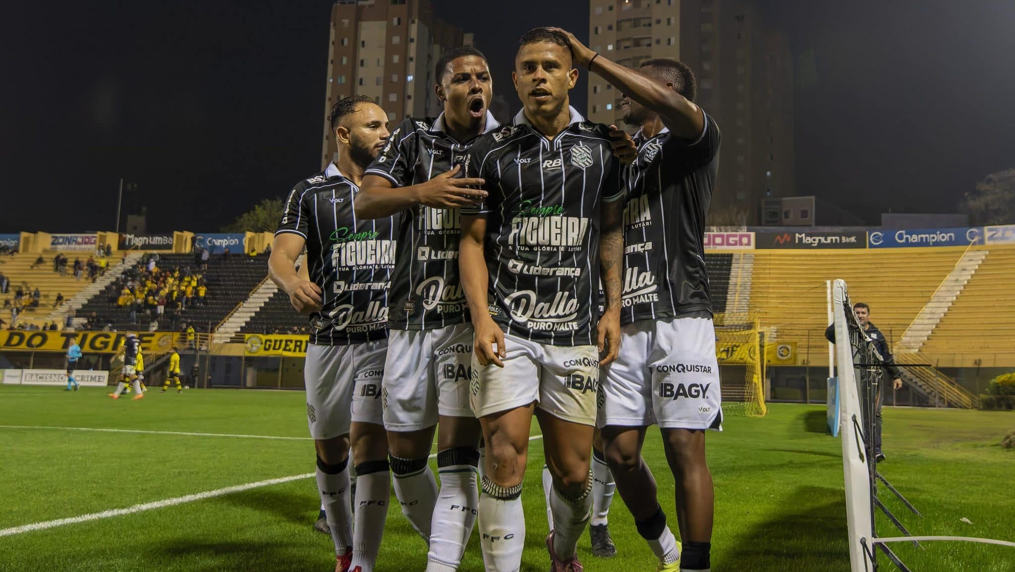 Marlyson figueirense