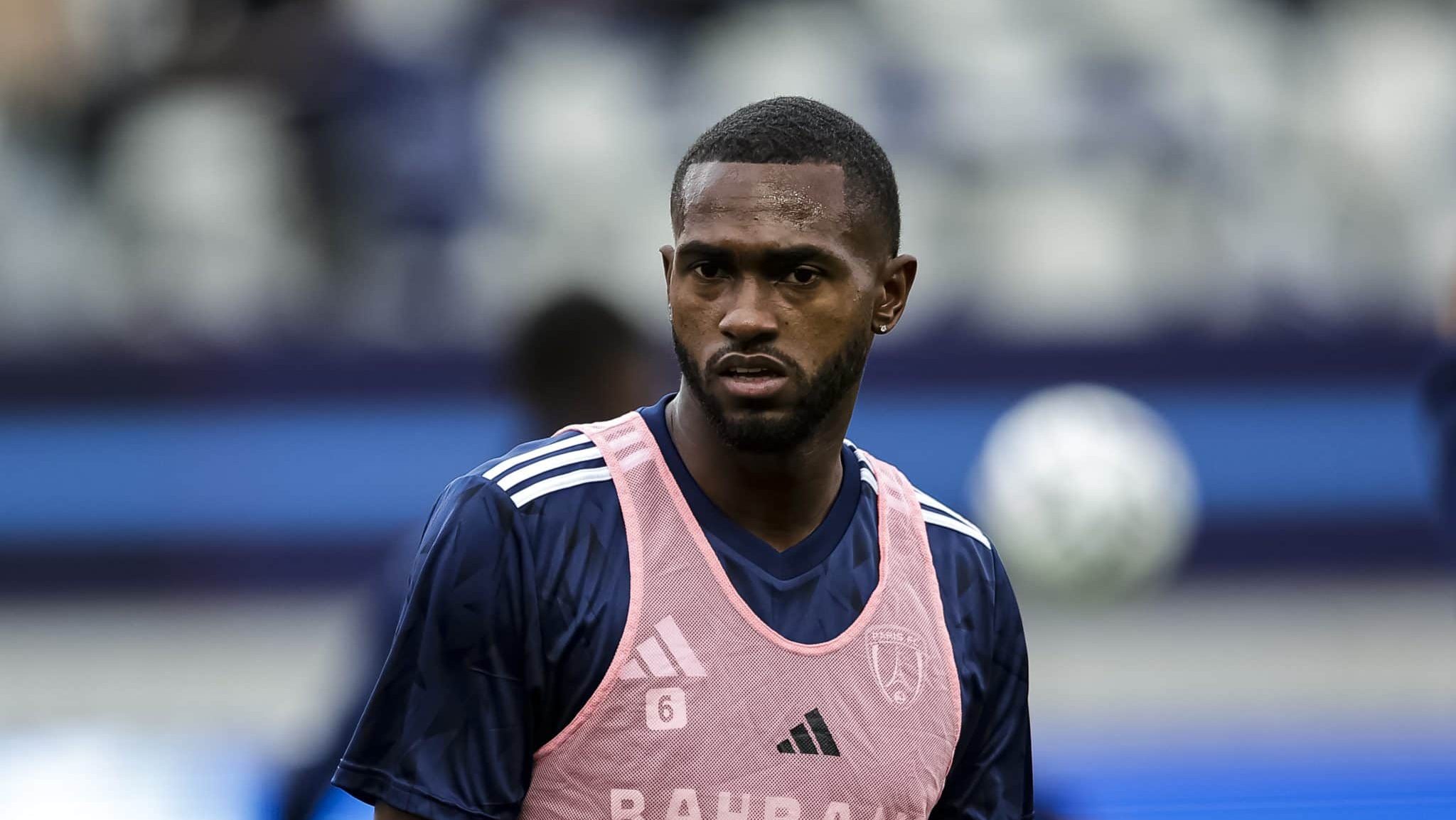 Otávio pelo Paris FC