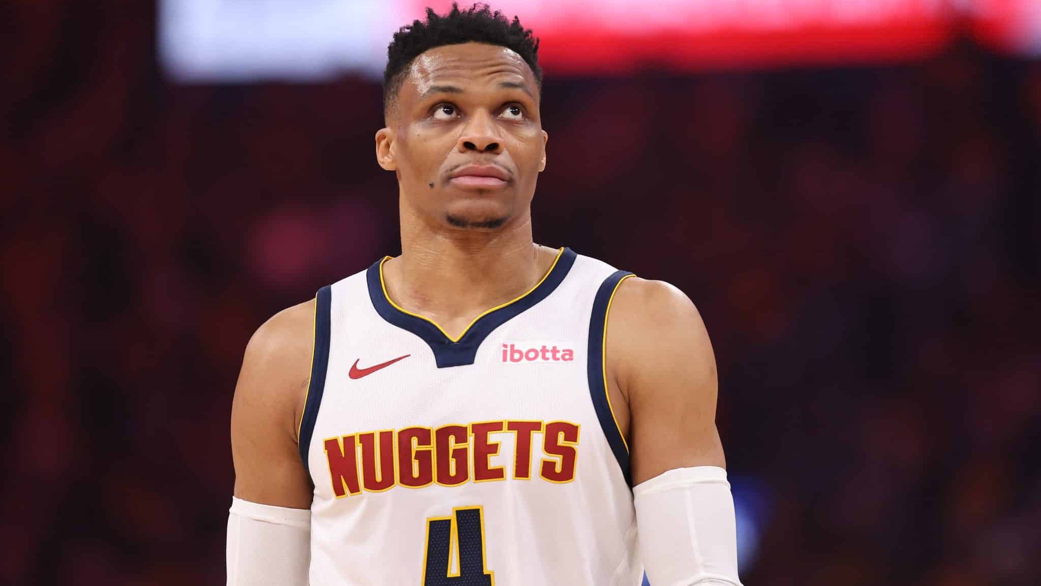 Russell Westbrook em ação pelo Denver Nuggets