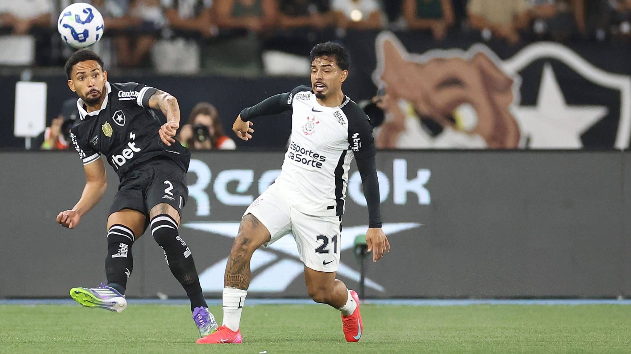 Vitinho. Botafogo x Corinthians pelo Campeonato Brasileiro no Estadio Nilton Santos. 26 de Julho de 2025, Rio de Janeiro, RJ, Brasil