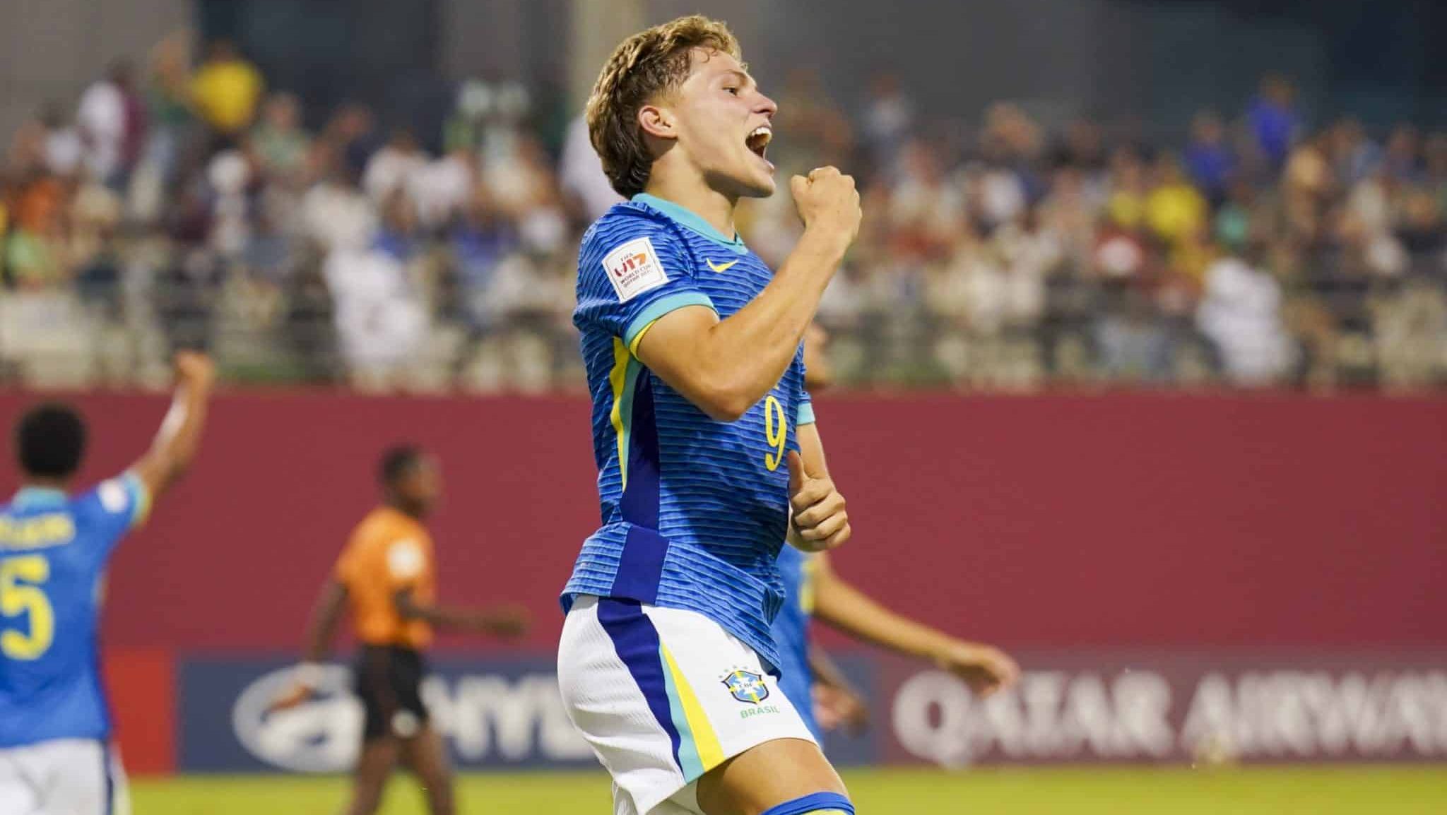 Dell comemora gol no Mundial sub-17