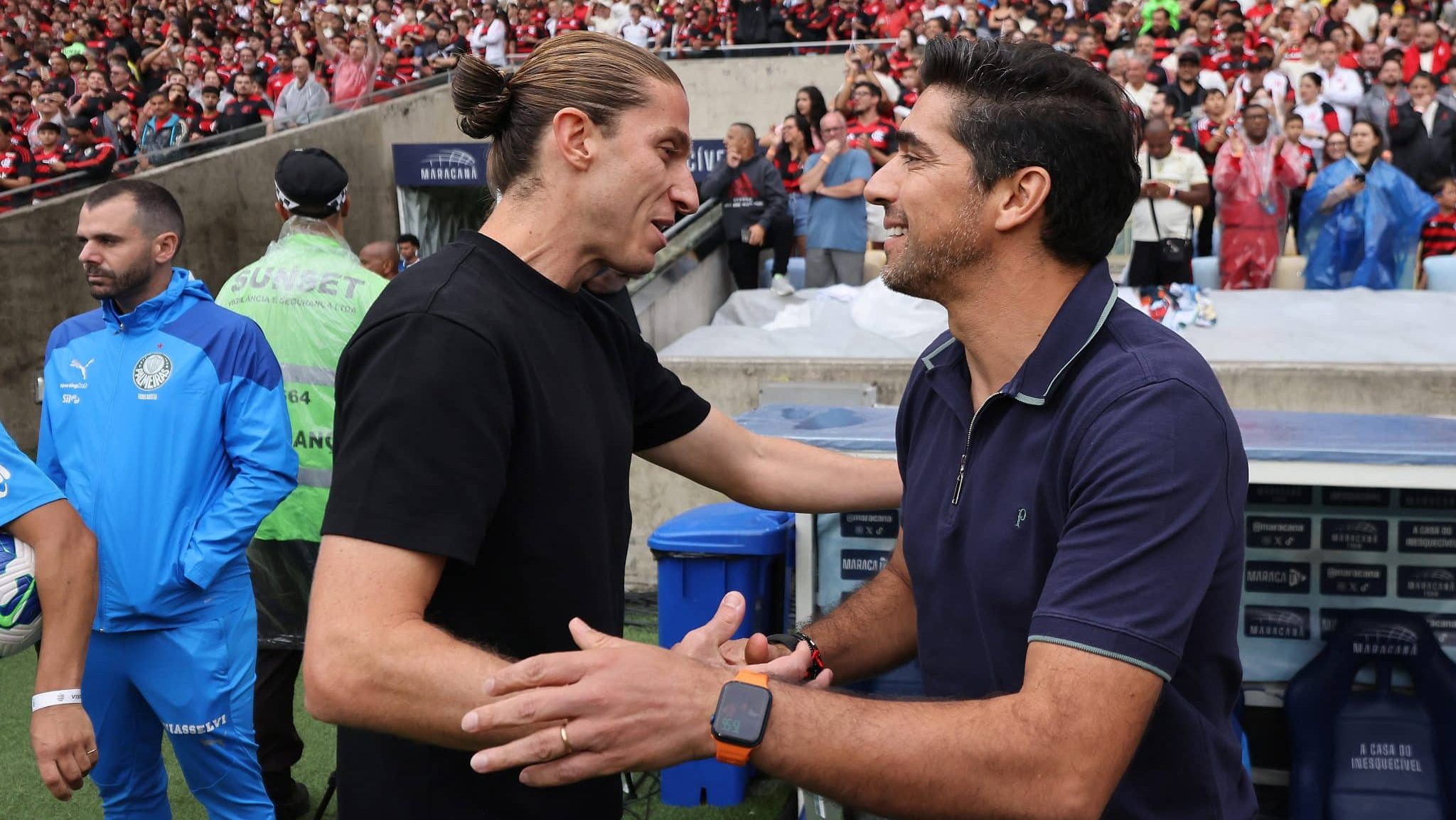 Filipe Luís e Abel Ferreira no Maracanã