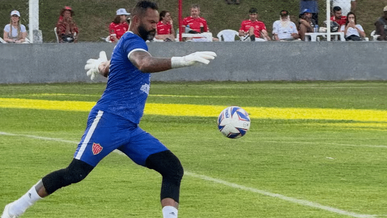 goleiro bruno pelo rive AC