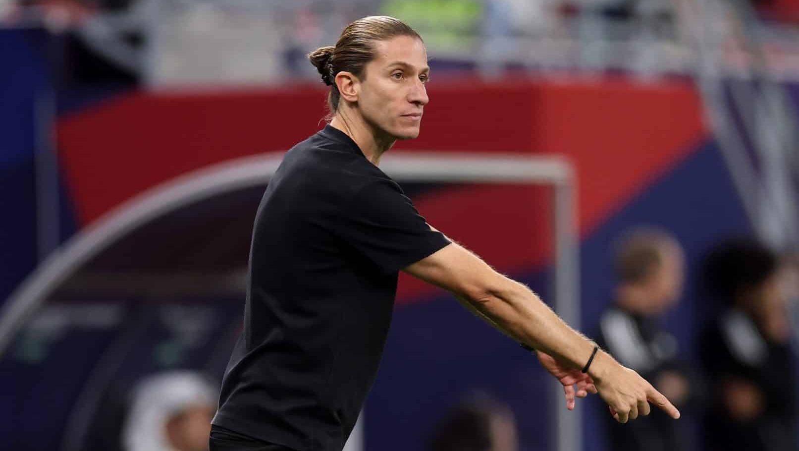 Filipe Luís é o treinador do Flamengo