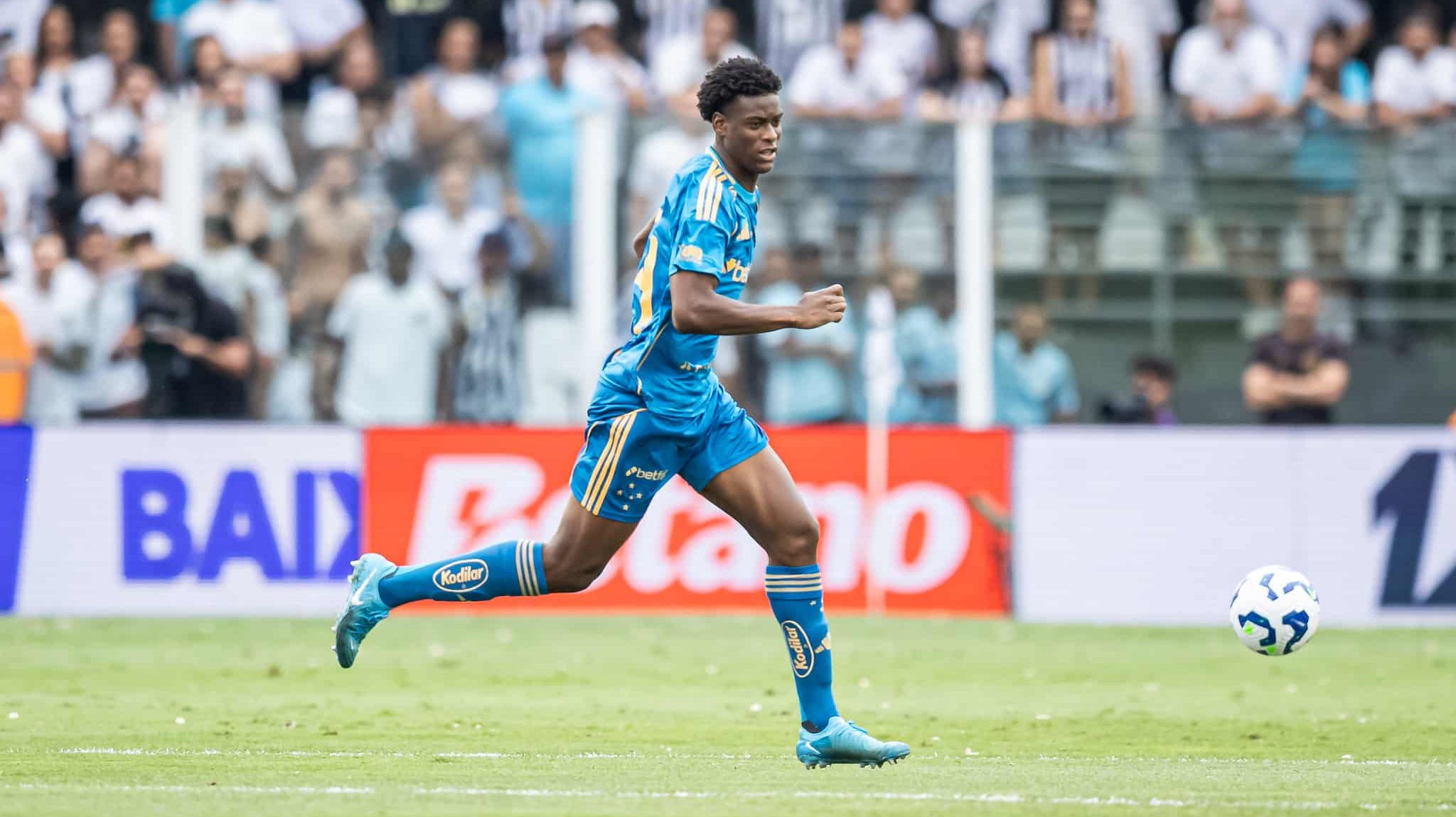 Jonathan Jesus em ação pelo Cruzeiro - Jhony Inácio/Cruzeiro