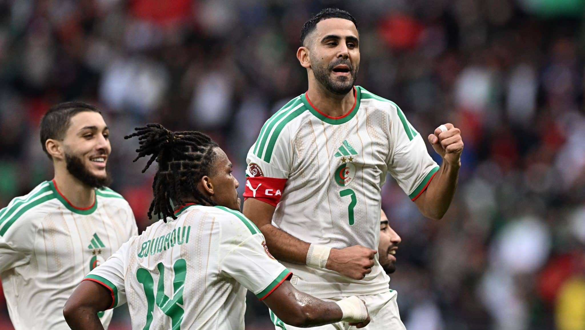Mahrez foi o destaque da Argélia na vitória sobre Sudão - Gabriel BOUYS / AFP via Getty Images