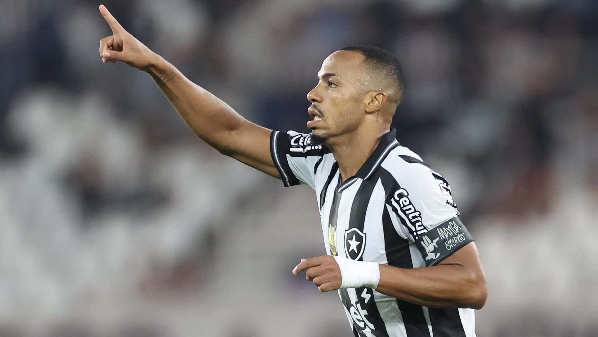 Marlon Freitas em ação pelo Botafogo - Vitor Silva / Botafogo