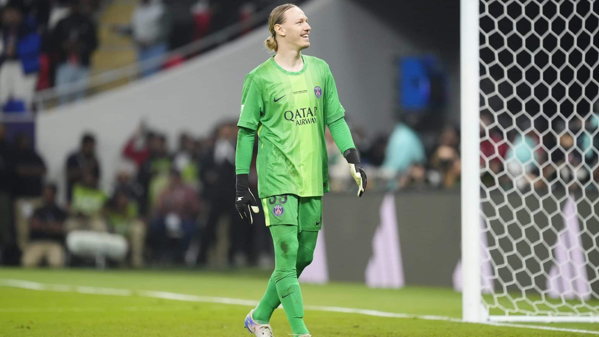 Matvei Safonov foi o herói do título do Intercontinental de Clubes para o PSG - Jose Breton/Pics Action/NurPhoto via Getty Images