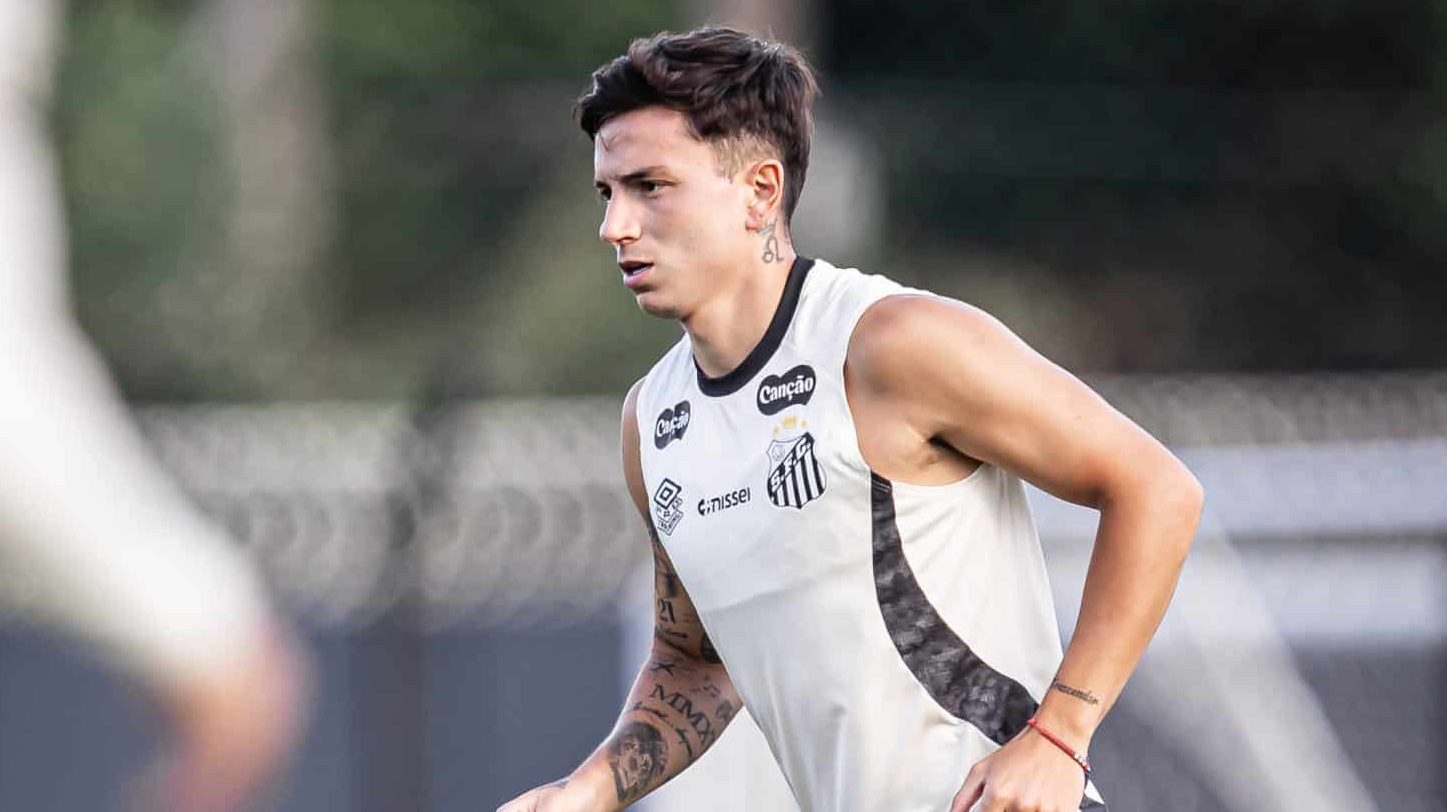 Barreal treinando pelo Santos