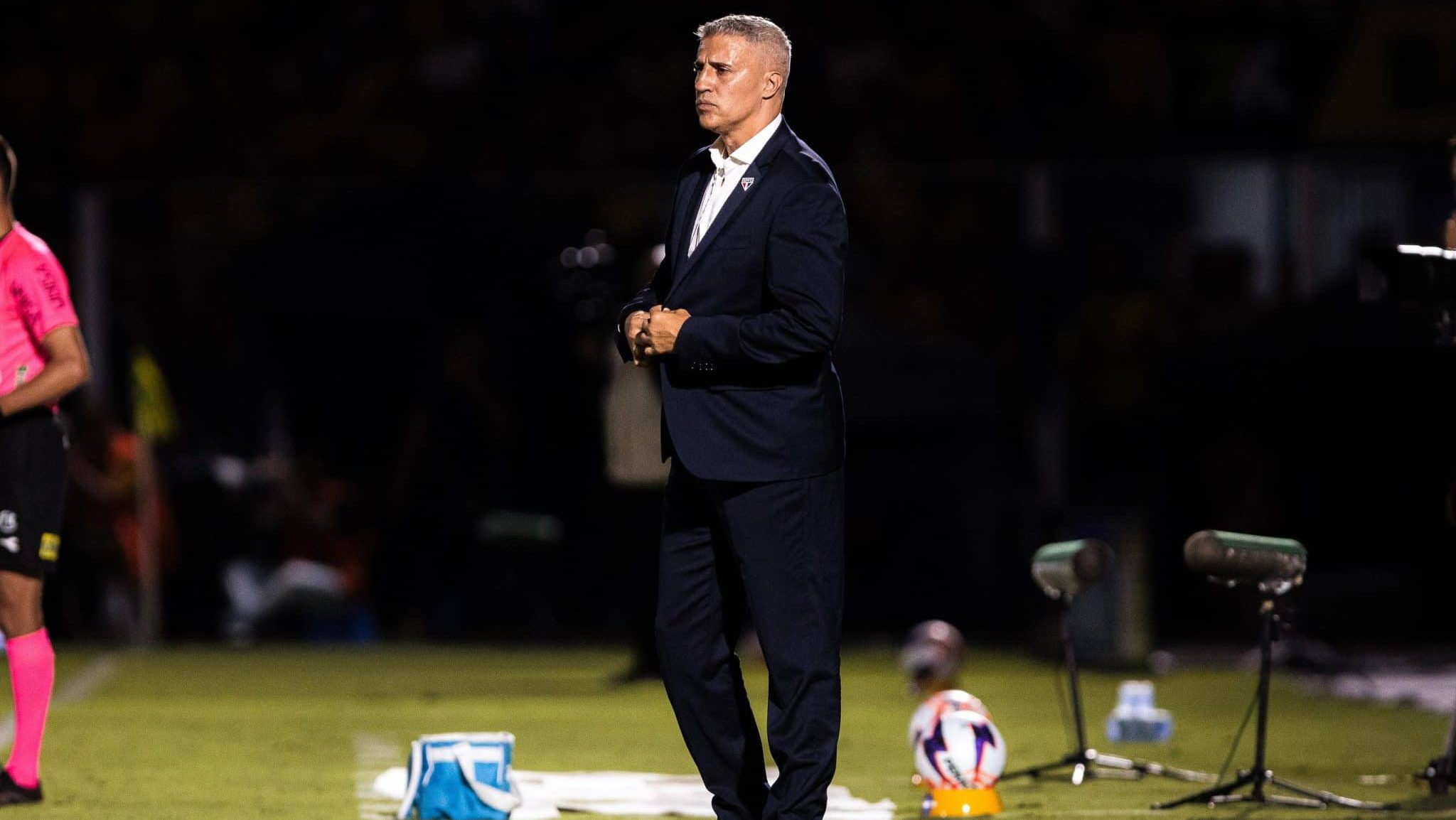 Hernán Crespo é o treinador do São Paulo