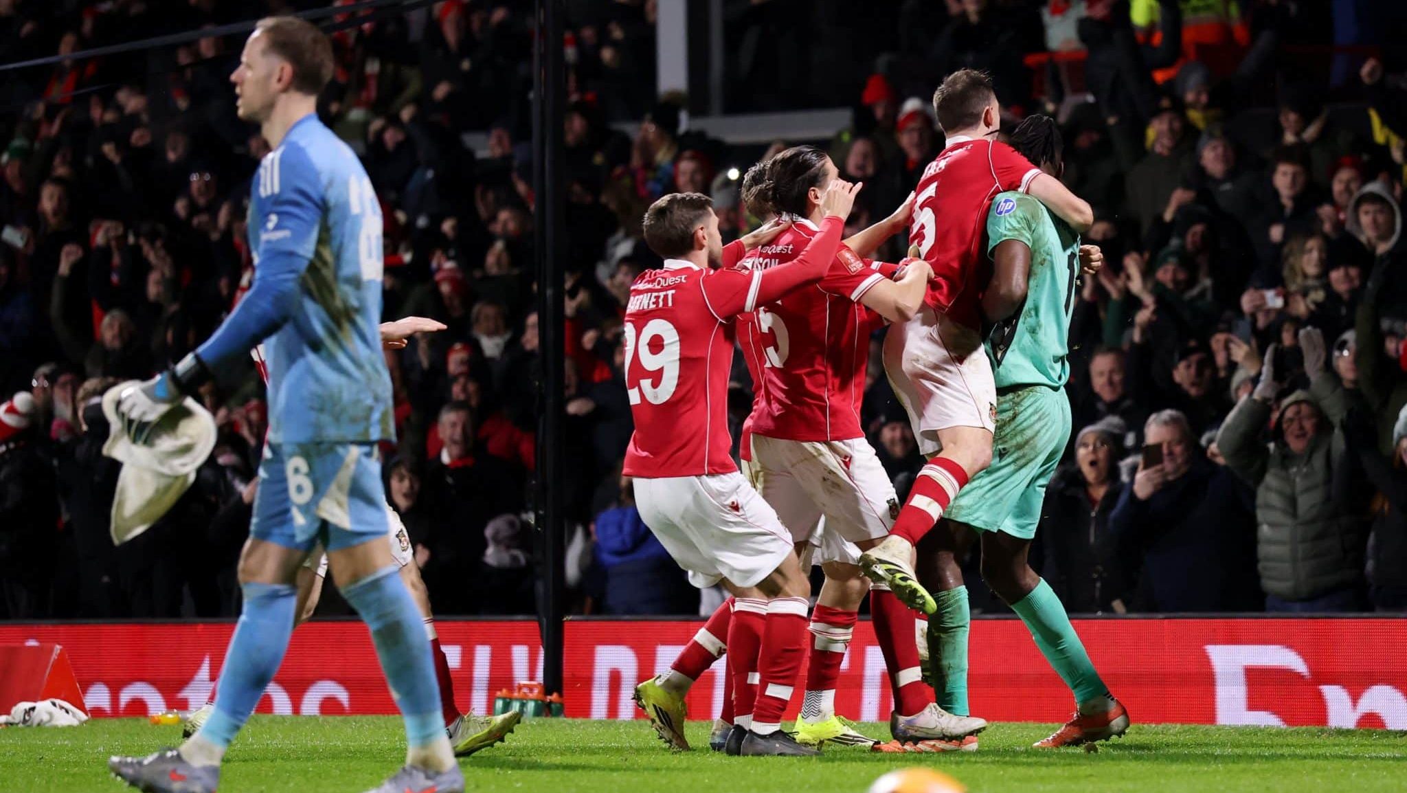 Wrexham eliminou o Nottingham Forest na Copa da Inglaterra