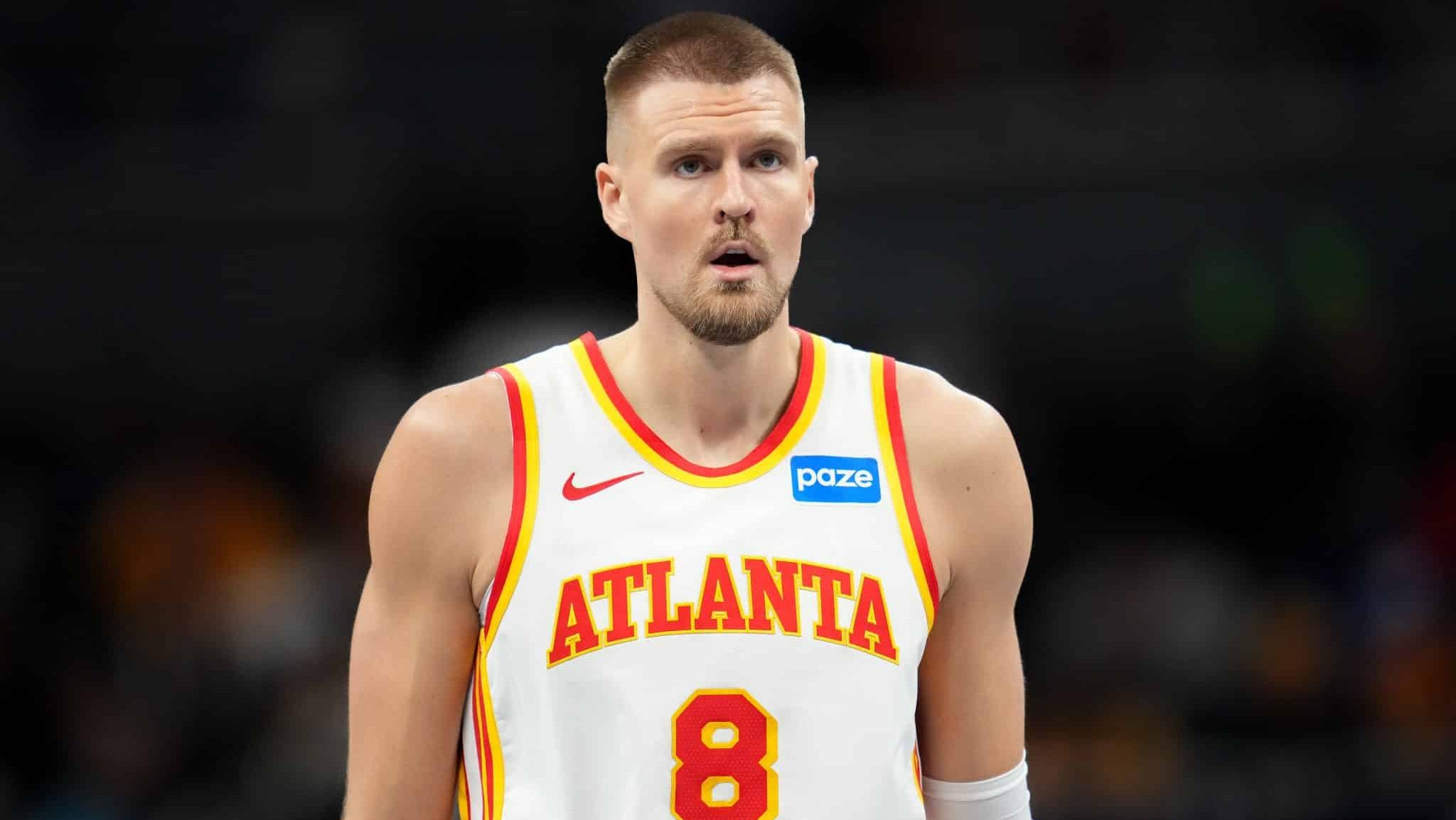 Kristaps Porzingis em ação pelos Hawks
