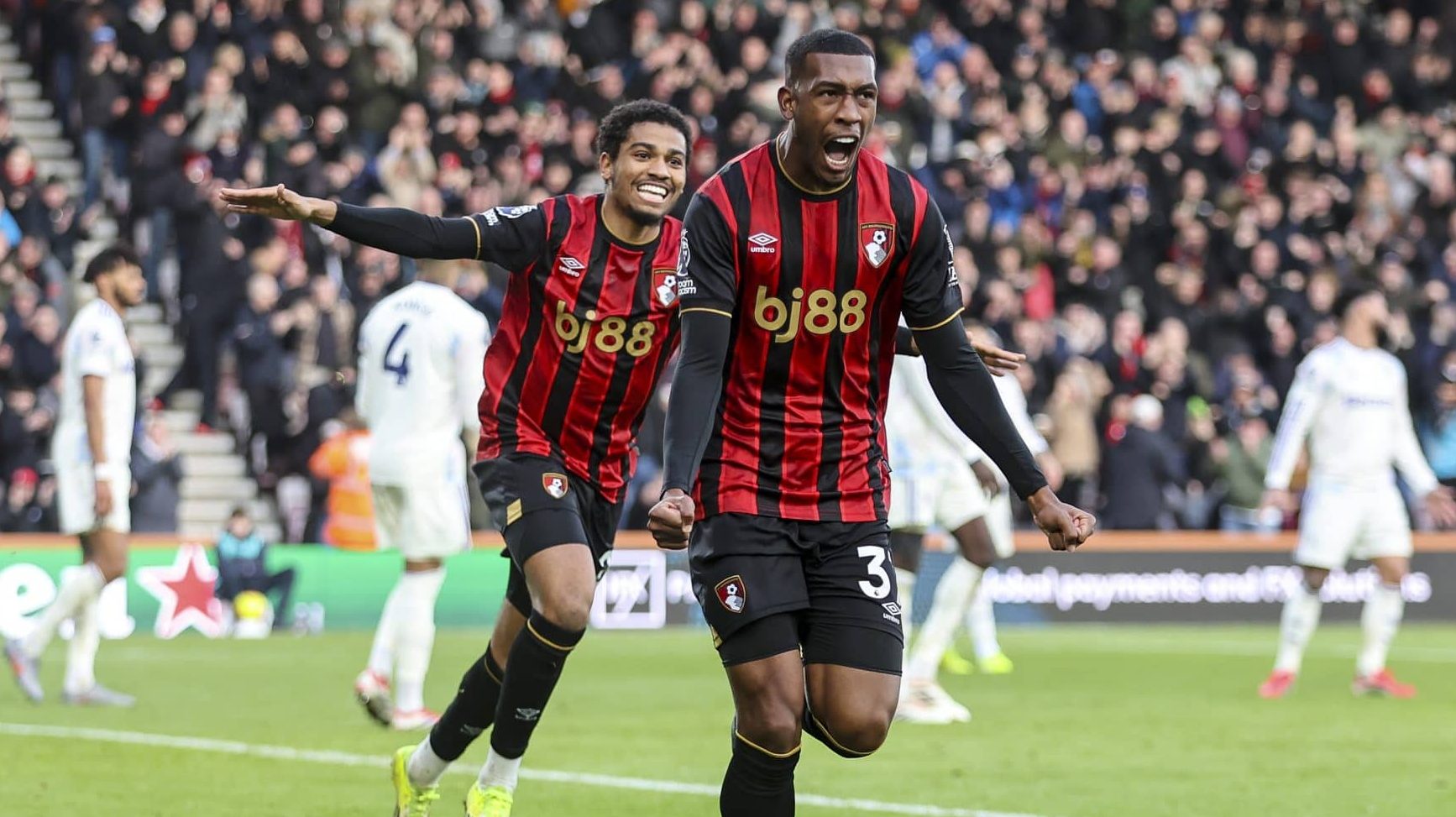 Rayan jogando pelo Bournemouth