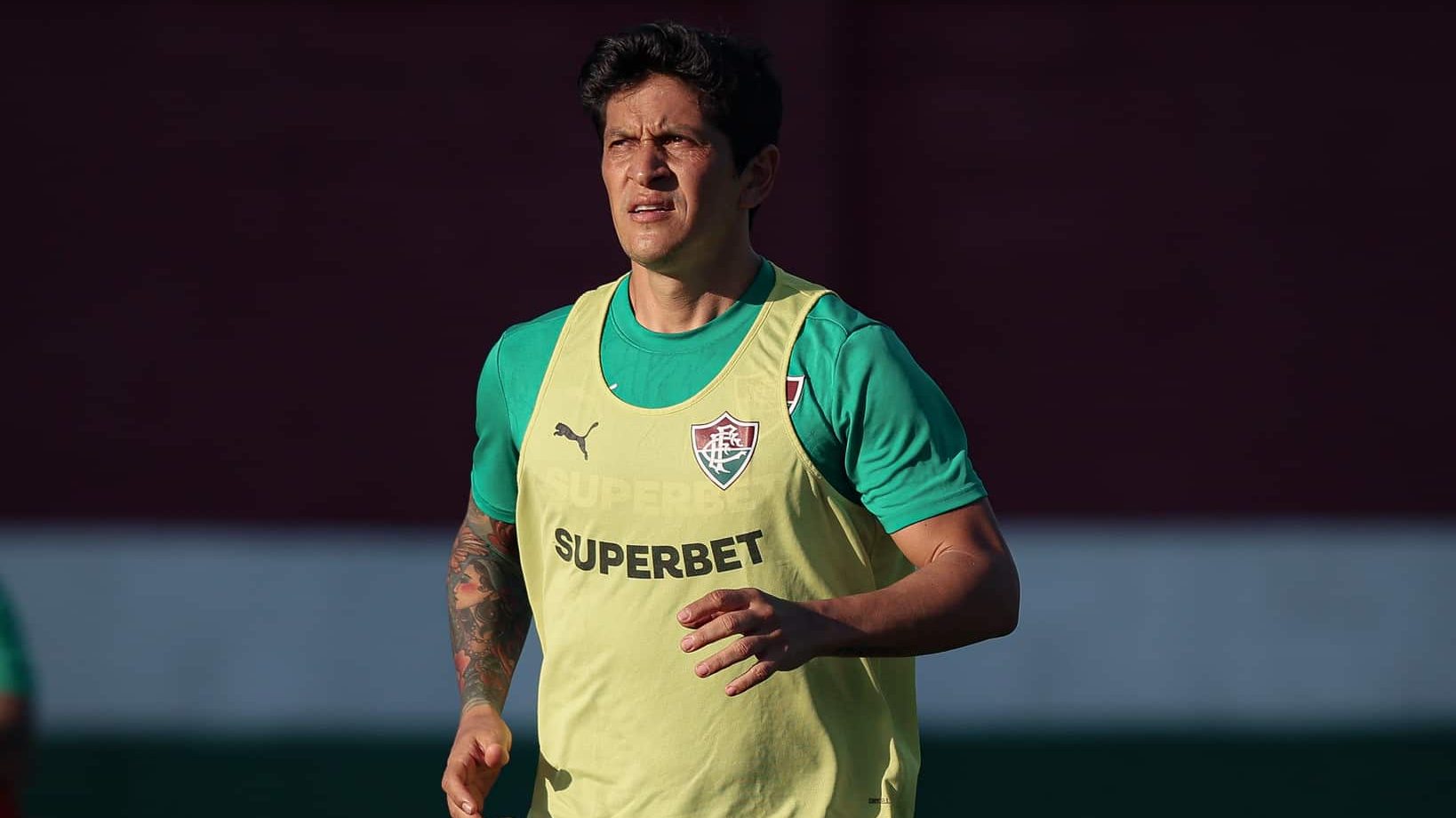Germán Cano em treinamento pelo Fluminense