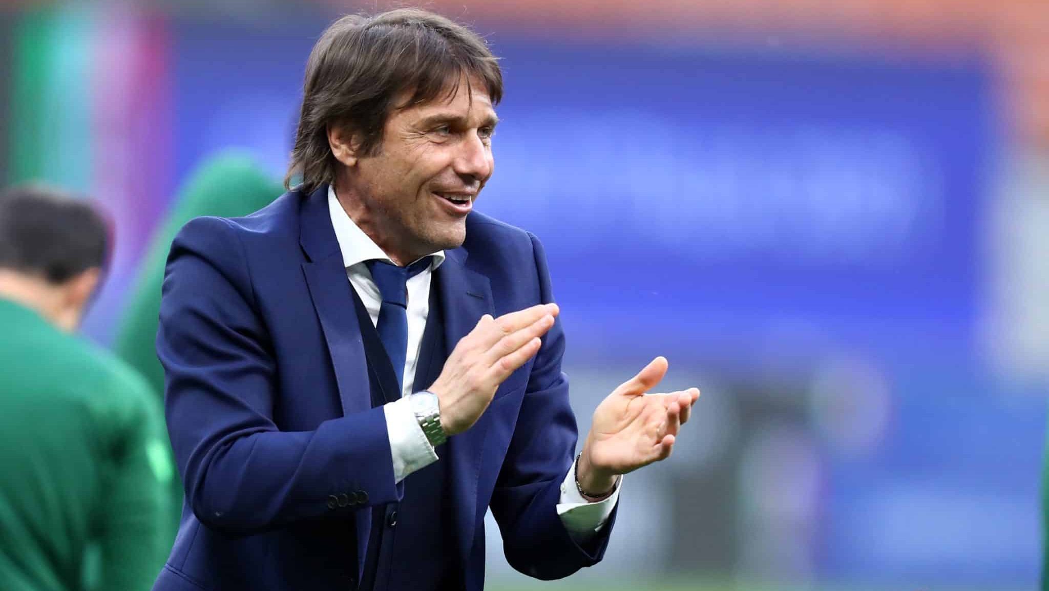 Antonio Conte está na mira da Itália