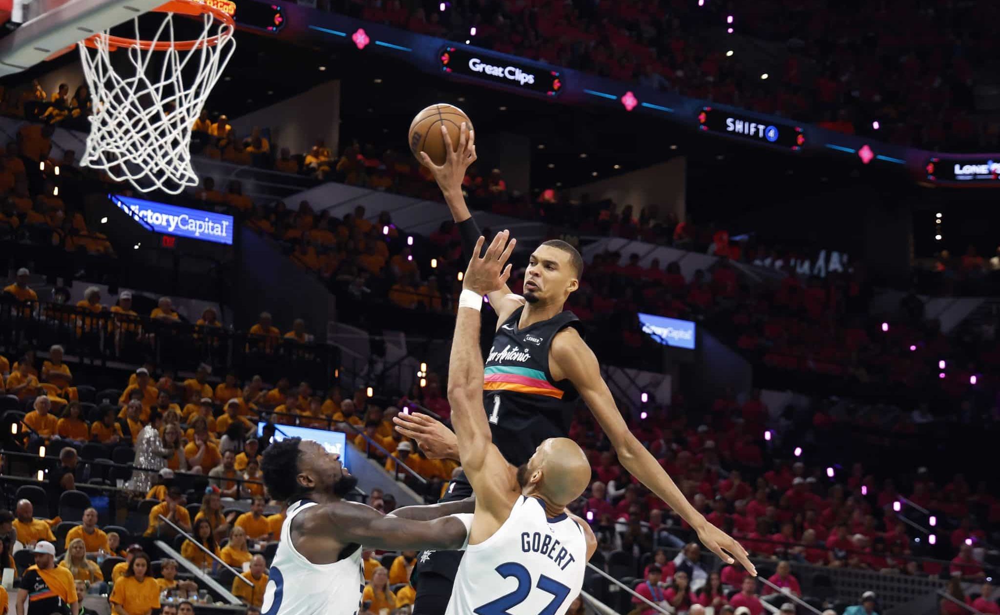 Wembanyama na derrota dos Spurs para o Timberwolves