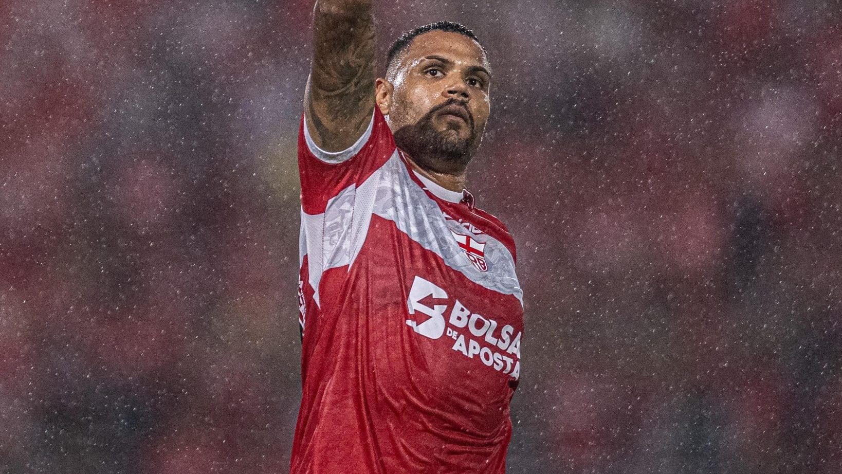 Mikael em ação pelo CRB
