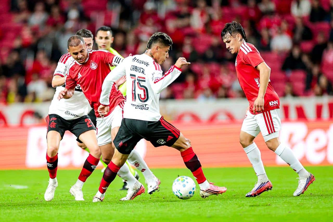 internacional x flamengo pelo brasileirão