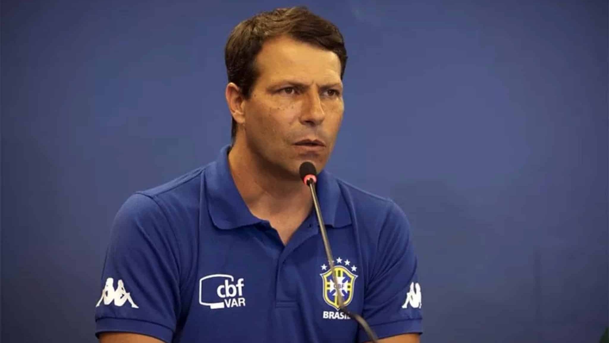 Leonardo Gaciba ex-árbitro